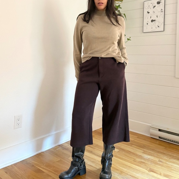 Uniqlo crop wide leg sweatpants - Picture 2 of 6